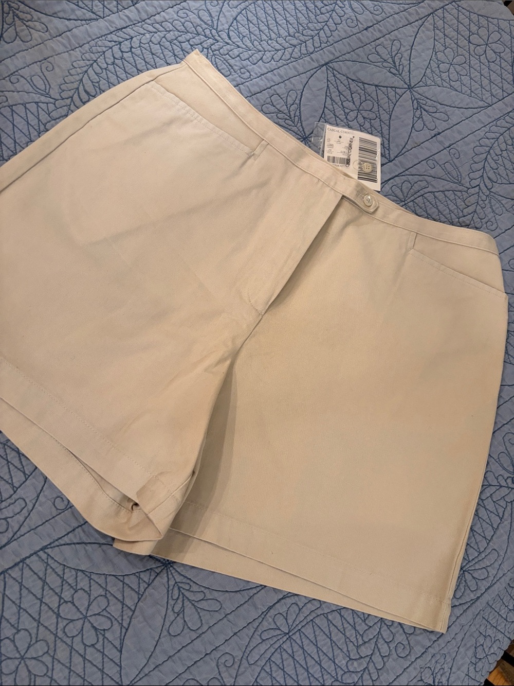 NWT! 🔆 HIGH WAISTED SHORTS WITH NARROW WAISTBAND